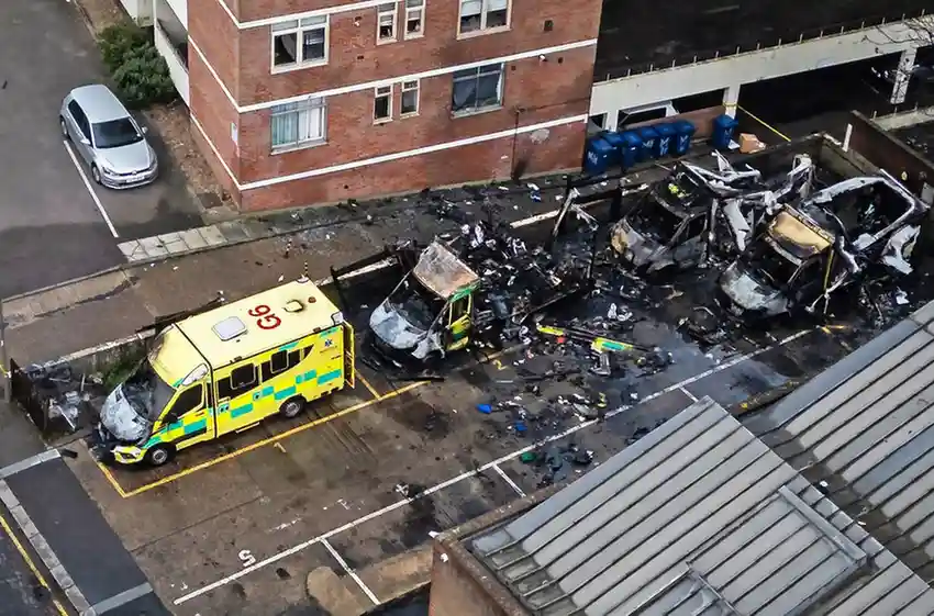 Four ambulances belonging to a Jewish organization were set ablaze in Golders Green, London