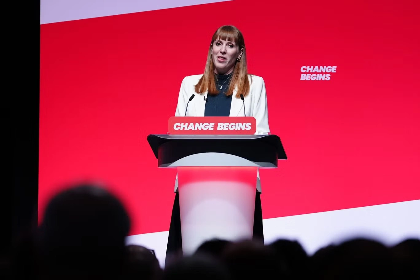 Angela Rayner stressed Labour's commitment to workers' rights from the start during major employment changes second image